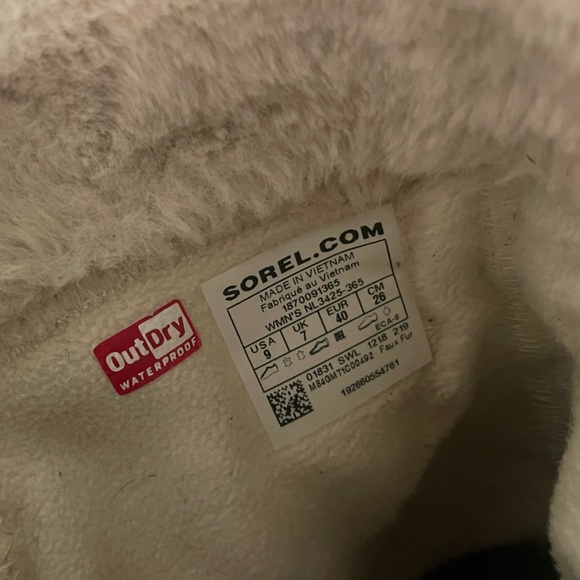 Sorel Tivoli Boot (Green) - Picture 7 of 8